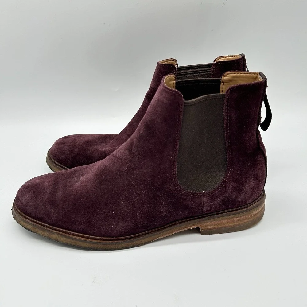 Clarks Mens‎ Size 7.5 Suede Chelsea Boot Casual Wine Pull On EUC